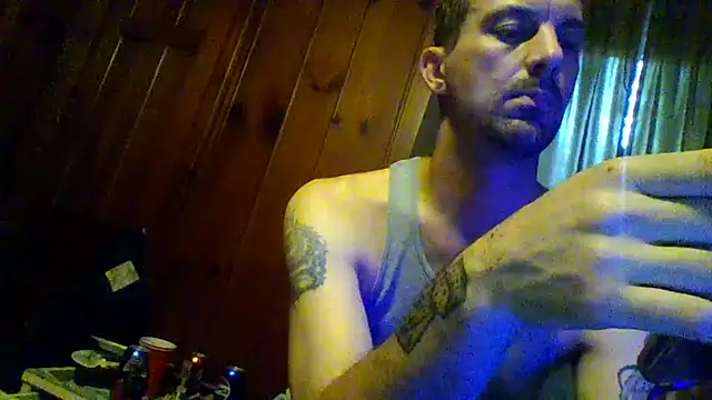 Snapshot of ryan100craige chatting on June 1, 2026, 12:00 am ryan100craige online show from June 1, 2026, 12:00 am