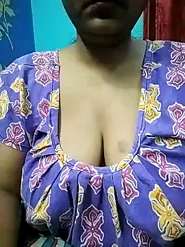 Snapshot of Nancy-22 chatting on January 14, 2025, 7:11 pm Nancy-22 online show from January 14, 2025, 7:11 pm