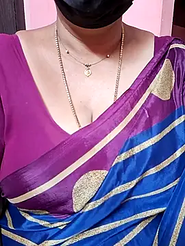 ananya956 online show from November 4, 2025, 12:14 am