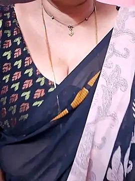ananya956 online show from April 22, 2026, 12:28 am