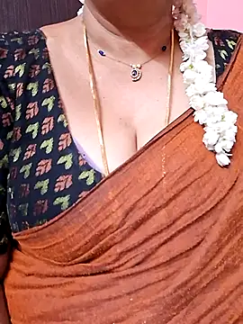 ananya956 online show from May 9, 2026, 3:48 pm