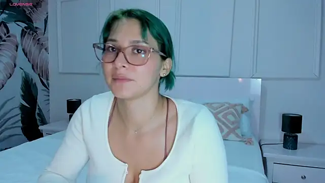 Snapshot of Ramona_Flower chatting on November 30, 2025, 2:12 am Ramona Flower online show from November 30, 2025, 2:12 am