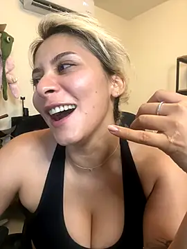 Snapshot of Ramona_Flower chatting on November 8, 2025, 2:15 am Ramona Flower online show from November 8, 2025, 2:15 am