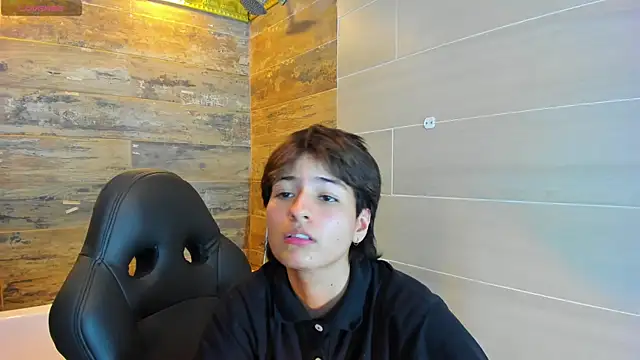 Snapshot of Bryce_Evans chatting on March 21, 2025, 6:29 pm Bryce Evans online show from March 21, 2025, 6:29 pm