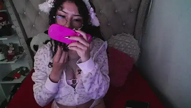 CherieCurl online show from March 8, 2026, 8:17 am