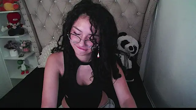 CherieCurl online show from September 21, 2025, 4:23 pm