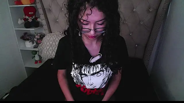 CherieCurl online show from September 28, 2025, 5:20 pm