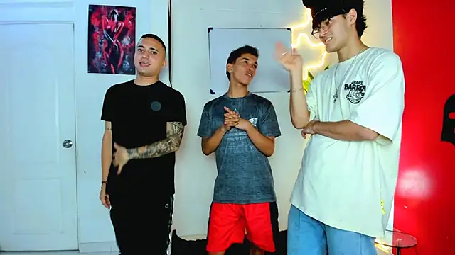 oversizedxguys online show from April 10, 2026, 3:13 am