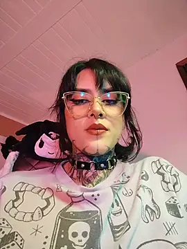 Snapshot of taaylor33 chatting on March 26, 2026, 12:20 am taaylor33 online show from March 26, 2026, 12:20 am