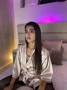 HaileyBaldwin online show from January 21, 2025, 5:49 am