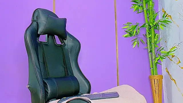 Snapshot of scarlet-jonesx chatting on November 4, 2025, 2:59 am scarlet-jonesx online show from November 4, 2025, 2:59 am