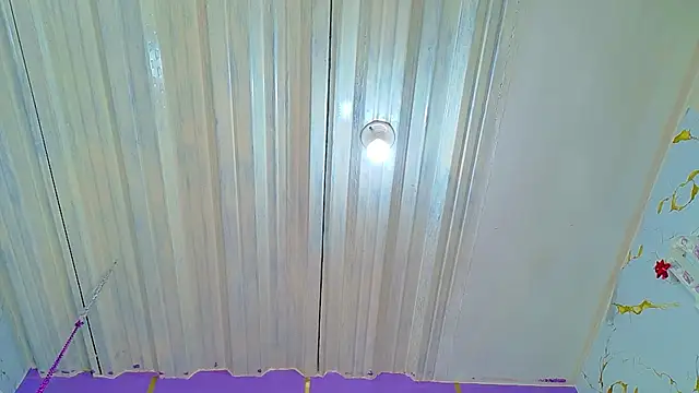 Snapshot of scarlet-jonesx chatting on October 25, 2025, 4:40 pm scarlet-jonesx online show from October 25, 2025, 4:40 pm