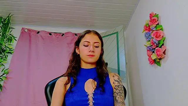 scarlet-jonesx online show from February 21, 2026, 2:24 am