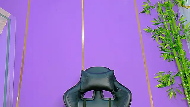 Snapshot of scarlet-jonesx chatting on October 27, 2025, 7:26 pm scarlet-jonesx online show from October 27, 2025, 7:26 pm