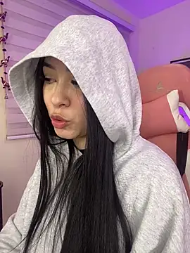 Starliee   online show from October 21, 2025, 11:59 pm