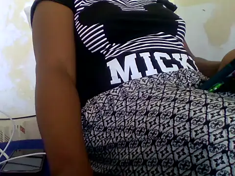 Snapshot of Hot-zeenah chatting on November 12, 2025, 6:50 am Hot-zeenah online show from November 12, 2025, 6:50 am