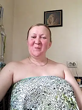 Snapshot of blondyaguar chatting on April 23, 2026, 1:24 pm blondyaguar online show from April 23, 2026, 1:24 pm