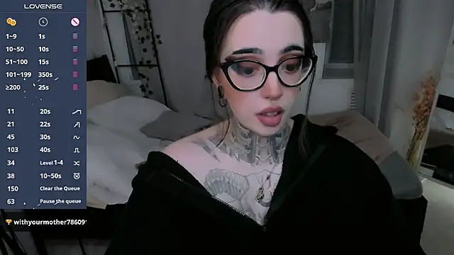 Snapshot of Dixi_Pixi_ chatting on June 5, 2026, 6:52 am Dixi Pixi online show from June 5, 2026, 6:52 am