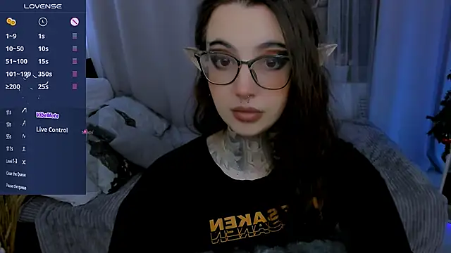 Dixi Pixi  online show from December 17, 2025, 10:31 am