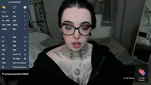Snapshot of Dixi_Pixi_ chatting on June 5, 2026, 6:40 am Dixi Pixi online show from June 5, 2026, 6:40 am