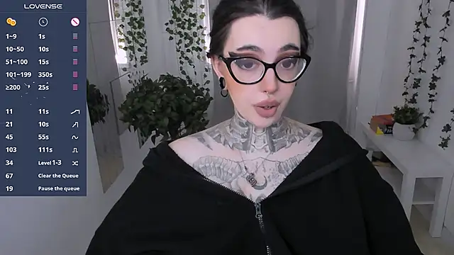 Dixi Pixi  online show from May 3, 2026, 5:34 am
