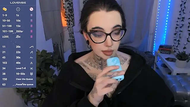 Snapshot of Dixi_Pixi_ chatting on June 11, 2026, 5:37 am Dixi Pixi online show from June 11, 2026, 5:37 am