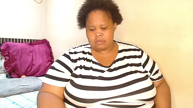 Snapshot of 19bootylicious chatting on December 4, 2025, 7:13 pm 19bootylicious online show from December 4, 2025, 7:13 pm