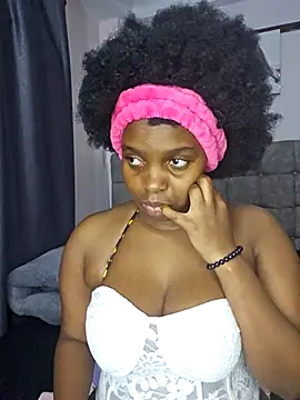 Snapshot of freaky_j_ chatting on October 10, 2025, 8:42 pm freaky j online show from October 10, 2025, 8:42 pm