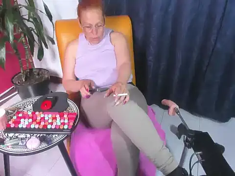 Snapshot of BrendaSex_Hot chatting on November 4, 2025, 7:50 pm BrendaSex Hot online show from November 4, 2025, 7:50 pm