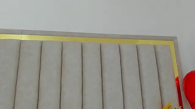 Snapshot of FreyaMoller chatting on October 8, 2025, 8:42 pm FreyaMoller online show from October 8, 2025, 8:42 pm