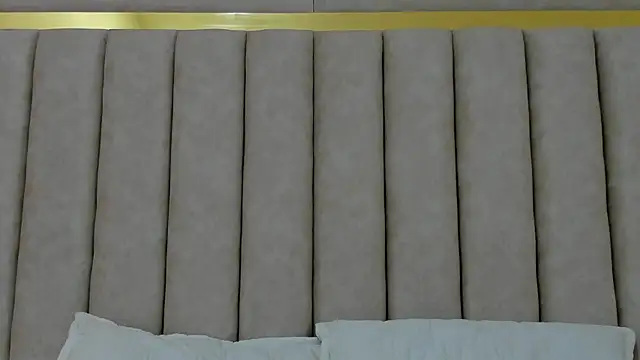 Snapshot of FreyaMoller chatting on October 17, 2025, 7:48 pm FreyaMoller online show from October 17, 2025, 7:48 pm