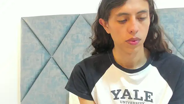FreyaMoller online show from August 8, 2026, 7:21 pm