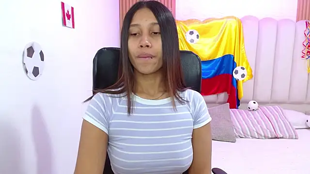 Snapshot of Celesteevanss_ chatting on July 11, 2026, 7:36 pm Celesteevanss online show from July 11, 2026, 7:36 pm