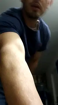 HORNYJROD123 online show from January 8, 2025, 5:05 pm