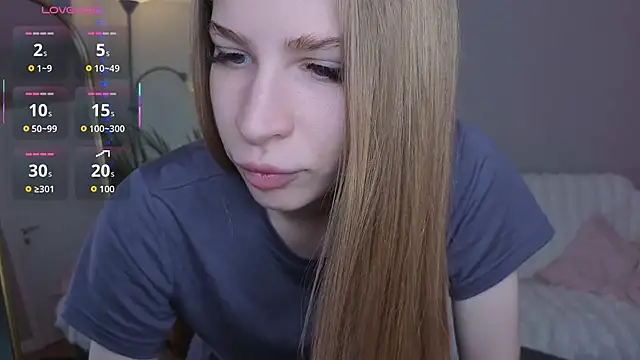 Snapshot of Elis_Fox chatting on April 26, 2026, 10:01 am Elis Fox online show from April 26, 2026, 10:01 am