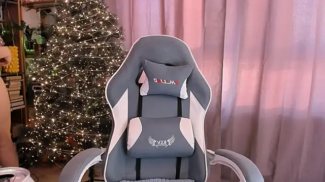 alisahug online show from December 20, 2025, 9:01 am