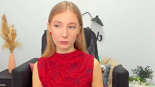 Snapshot of LolaWilsons chatting on February 24, 2025, 6:16 am LolaWilsons online show from February 24, 2025, 6:16 am