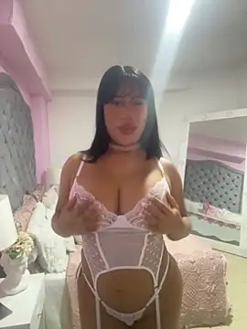 Snapshot of AshleyFerrer chatting on November 16, 2025, 1:16 pm AshleyFerrer online show from November 16, 2025, 1:16 pm