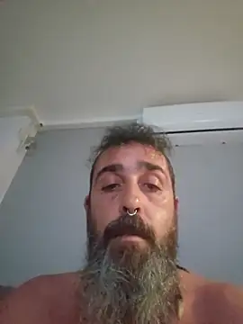 Snapshot of wCletuMEvanr chatting on October 15, 2025, 11:24 pm wCletuMEvanr online show from October 15, 2025, 11:24 pm