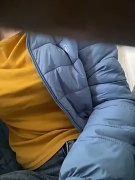 Tuongvy05 online show from December 4, 2025, 7:29 am