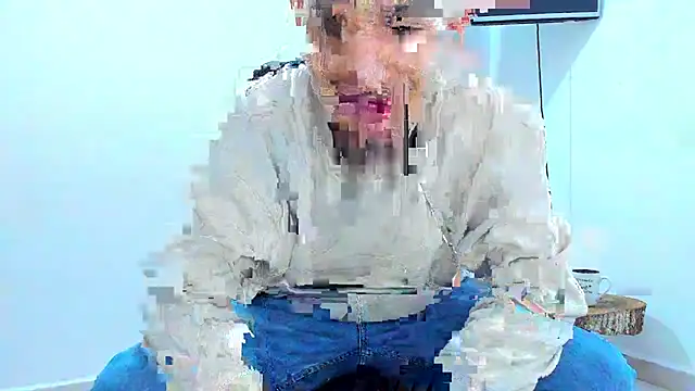 Snapshot of Chandler_ken chatting on May 5, 2026, 11:35 am Chandler ken online show from May 5, 2026, 11:35 am