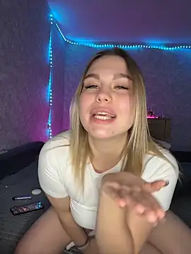 Evaaa Babiesss online show from December 21, 2025, 6:09 pm