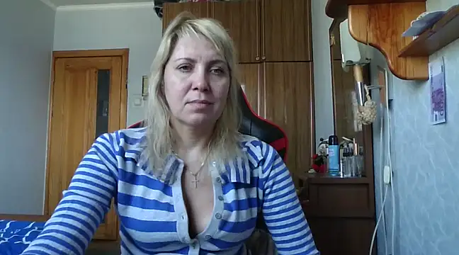 IrinaB1 online show from February 27, 2025, 9:07 am