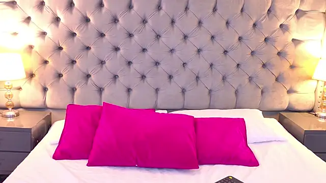 SamantaG online show from January 14, 2026, 1:37 pm