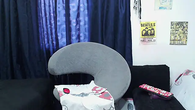 Snapshot of SamanthaSwan chatting on October 20, 2025, 3:34 pm SamanthaSwan online show from October 20, 2025, 3:34 pm