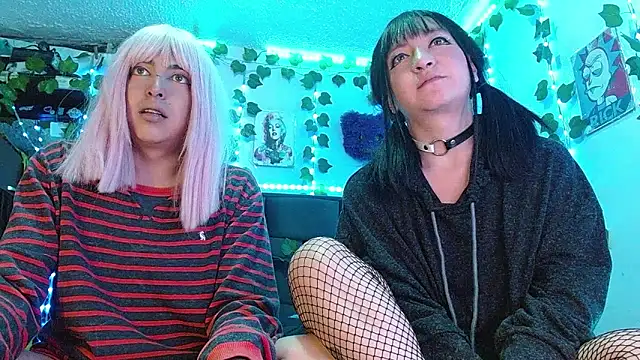 the lesbian game online show from January 24, 2025, 7:51 am