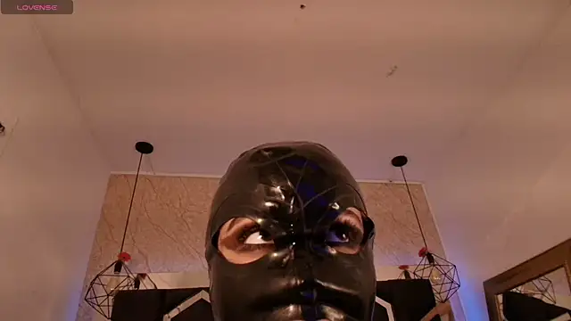 Snapshot of Haelycute chatting on October 18, 2025, 8:00 pm Haelycute online show from October 18, 2025, 8:00 pm