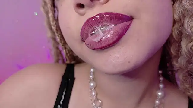 Haelycute online show from July 9, 2026, 12:59 pm