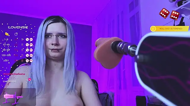 Snapshot of SpectraSirens chatting on February 18, 2025, 12:48 am SpectraSirens online show from February 18, 2025, 12:48 am