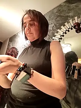 IsisBlake online show from December 22, 2025, 6:08 pm